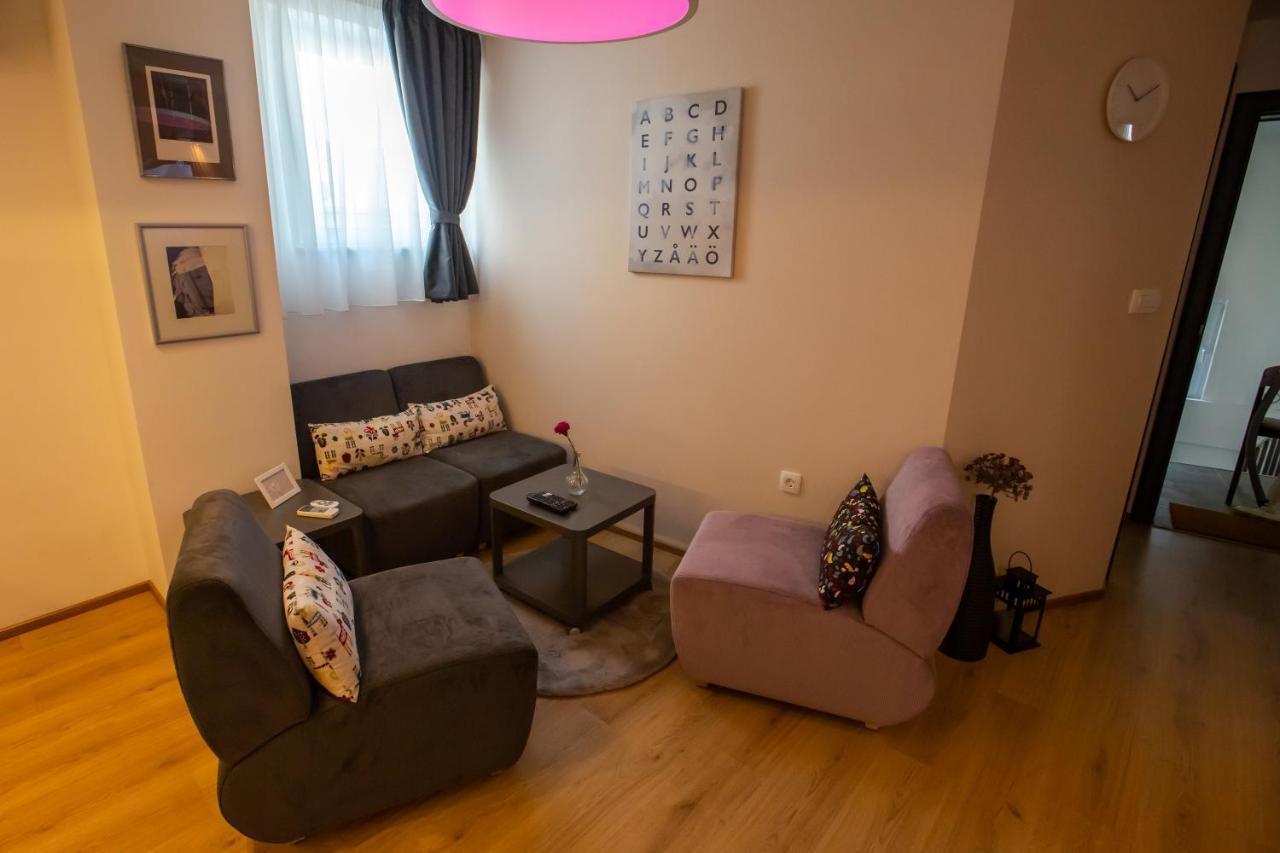 Charming Apartment In Shtip'S Downtown Stip Kültér fotó