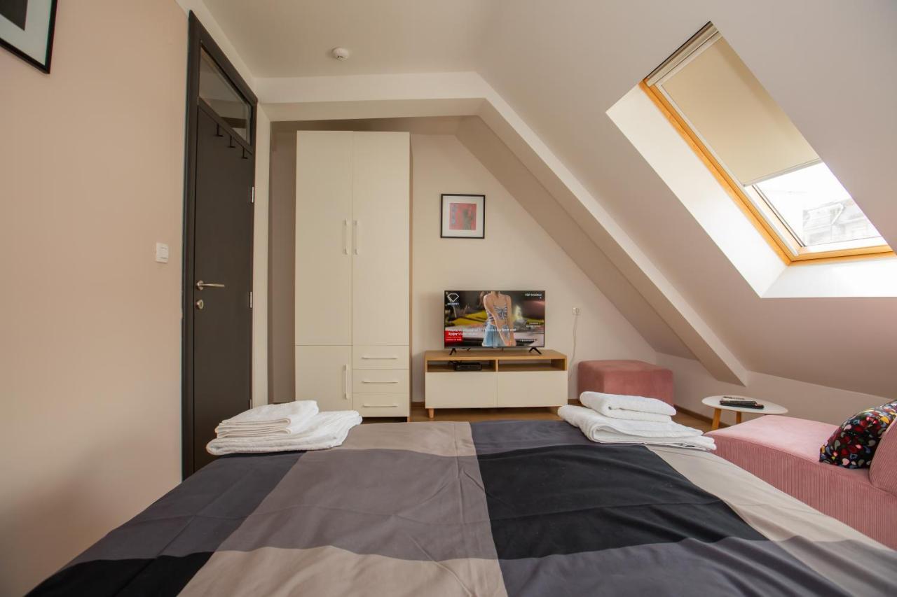 Charming Apartment In Shtip'S Downtown Stip Kültér fotó