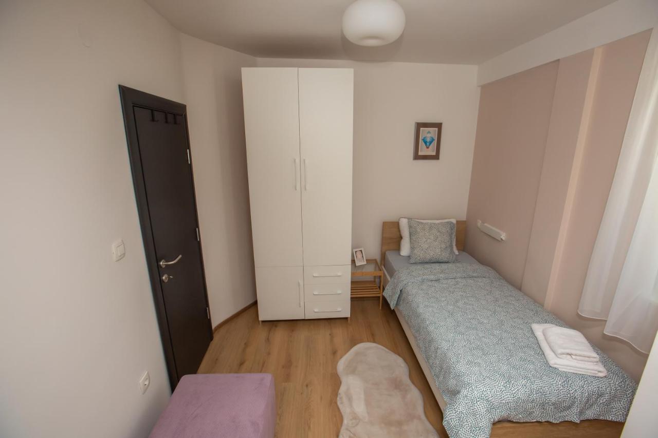Charming Apartment In Shtip'S Downtown Stip Kültér fotó