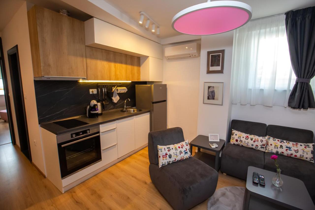 Charming Apartment In Shtip'S Downtown Stip Kültér fotó